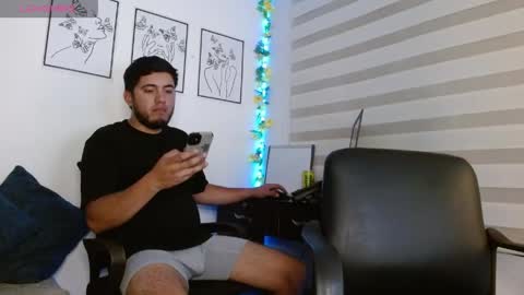 Antonella Maiky online show from 29, 3, 2026