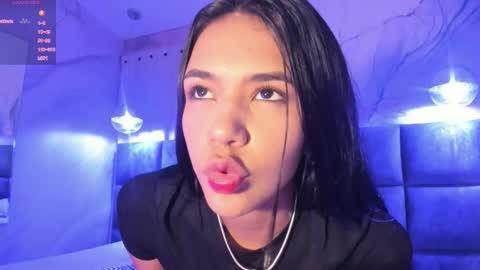 Snapshot of antonella_rossi24 chatting on 22, 12, 2025 Antonella Rossi online show from 22, 12, 2025