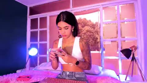 Snapshot of antonella_rossi24 chatting on 12, 7, 2026 Antonella Rossi online show from 12, 7, 2026