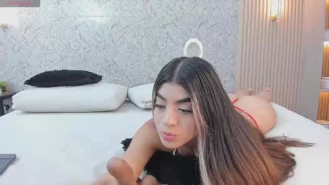 Snapshot of antonella_west chatting on 17, 9, 2025 Anto online show from 17, 9, 2025