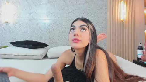 Snapshot of antonella_west chatting on 29, 9, 2025 Anto online show from 29, 9, 2025