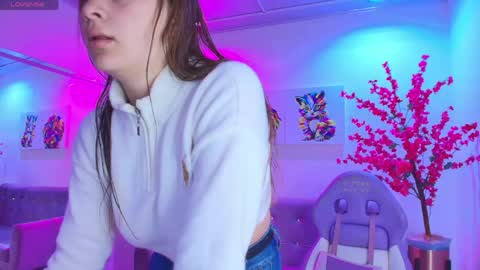 Snapshot of antonella_wiild chatting on 26, 4, 2026 Antonella online show from 26, 4, 2026