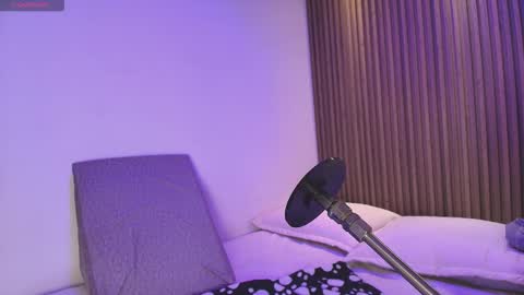 Snapshot of antonellagarcia0 chatting on 11, 11, 2025 Antonella online show from 11, 11, 2025