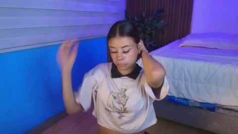 Snapshot of antonellagarcia0 chatting on 26, 5, 2026 Antonella online show from 26, 5, 2026
