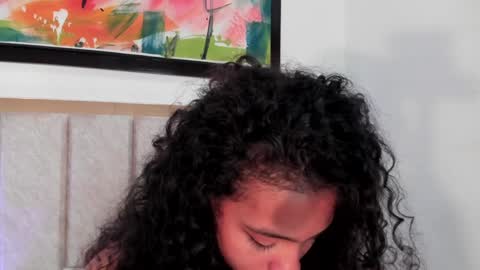 AntonellaHall  online show from 30, 12, 2024