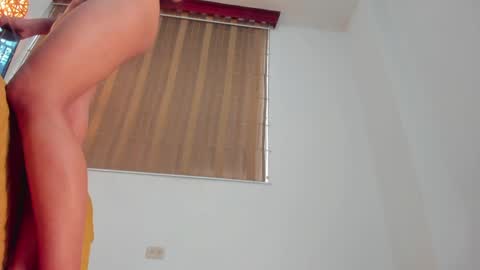 AntonellaHall  online show from 4, 2, 2025