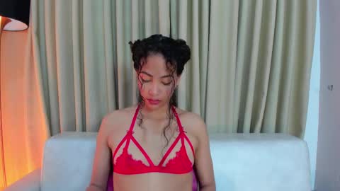 AntonellaHall  online show from 6, 3, 2025