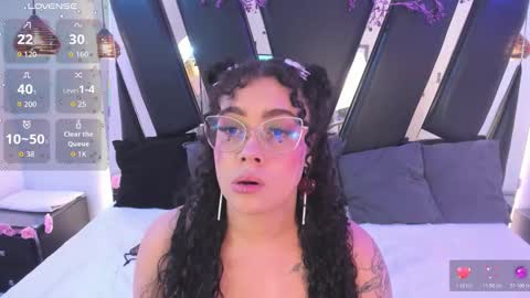 Snapshot of antonellepiercee chatting on 14, 1, 2026 A N T O N E L L E online show from 14, 1, 2026