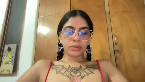 Snapshot of antoniabloom chatting on 25, 2, 2025 Antonia online show from 25, 2, 2025