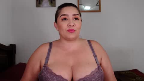 Snapshot of antoniamoreno82 chatting on 17, 1, 2025 antonia online show from 17, 1, 2025
