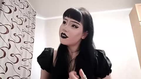 Antonia online show from 3, 3, 2026