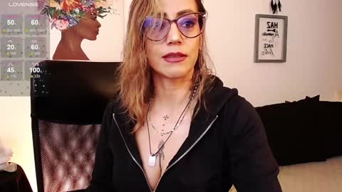 Snapshot of antoniavillamizar chatting on 15, 12, 2024 Anto online show from 15, 12, 2024