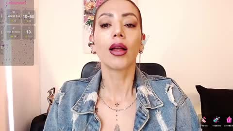 Snapshot of antoniavillamizar chatting on 7, 2, 2025 Anto online show from 7, 2, 2025