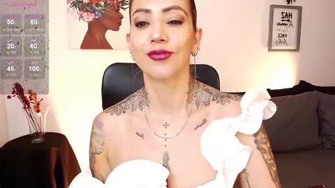 Snapshot of antoniavillamizar chatting on 17, 2, 2025 Anto online show from 17, 2, 2025