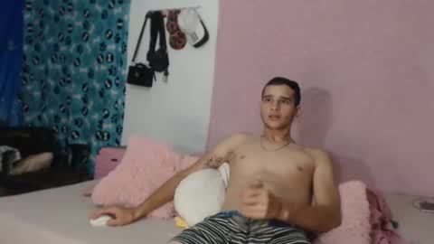 karol y antony online show from 3, 2, 2025