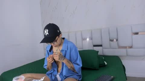 Snapshot of antony_d_ossa chatting on 5, 5, 2026 antony_d_ossa online show from 5, 5, 2026