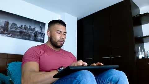 ANTONY D ANGELO online show from 21, 1, 2025