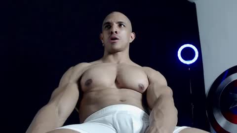 Snapshot of antonywebb94 chatting on 9, 2, 2025 Instagram miguelangel1802 online show from 9, 2, 2025