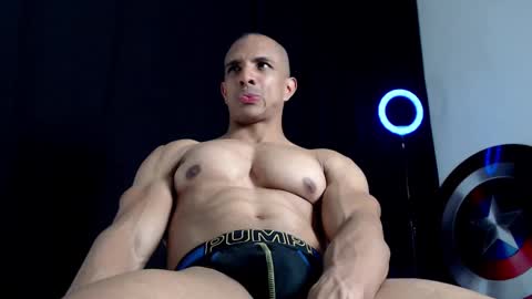 Snapshot of antonywebb94 chatting on 3, 3, 2025 Instagram miguelangel1802 online show from 3, 3, 2025