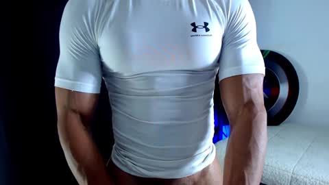 Snapshot of antonywebb94 chatting on 11, 9, 2025 Instagram miguelangel1802 online show from 11, 9, 2025