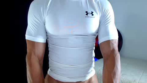 Snapshot of antonywebb94 chatting on 17, 9, 2025 Instagram miguelangel1802 online show from 17, 9, 2025