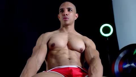 Snapshot of antonywebb94 chatting on 19, 9, 2025 Instagram miguelangel1802 online show from 19, 9, 2025