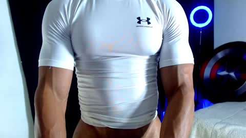 Snapshot of antonywebb94 chatting on 22, 10, 2025 Instagram miguelangel1802 online show from 22, 10, 2025