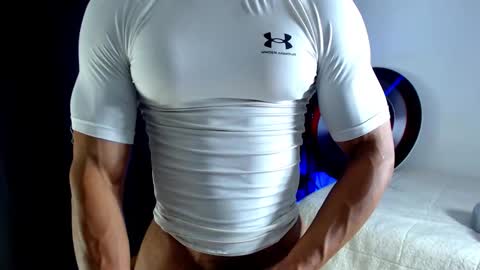 Snapshot of antonywebb94 chatting on 23, 10, 2025 Instagram miguelangel1802 online show from 23, 10, 2025