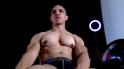 Snapshot of antonywebb94 chatting on 25, 11, 2025 Instagram miguelangel1802 online show from 25, 11, 2025