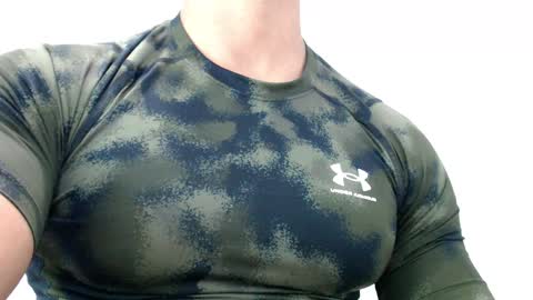 Snapshot of antonywebb94 chatting on 30, 3, 2026 Instagram miguelangel1802 online show from 30, 3, 2026