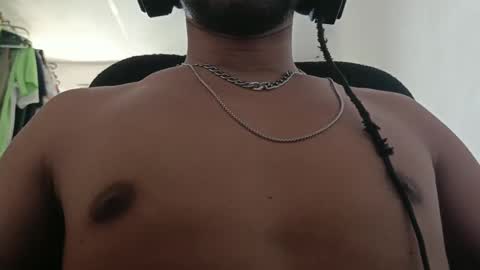 Snapshot of anuardhm chatting on 7, 1, 2025 AnuarDHM online show from 7, 1, 2025