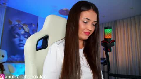 Snapshot of anutka_chocolatee chatting on 1, 6, 2026 Anna online show from 1, 6, 2026