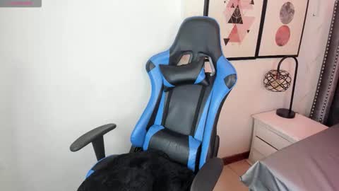 anya_belth online show from 20, 11, 2025