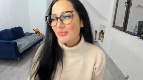 Snapshot of anya_evy chatting on 20, 12, 2025 Anya online show from 20, 12, 2025