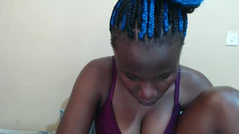 Snapshot of anya_h chatting on 8, 11, 2025 Gracious online show from 8, 11, 2025