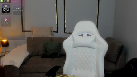 Snapshot of anyarayne chatting on 23, 11, 2025 Anya online show from 23, 11, 2025