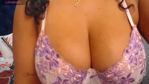 Anyela  online show from 25, 6, 2026
