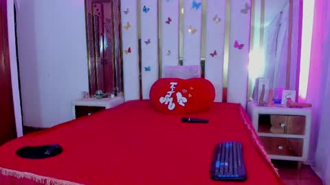 Snapshot of anyelamature chatting on 25, 5, 2026 Anyela online show from 25, 5, 2026