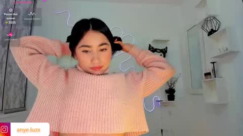 Snapshot of anyeluz_z chatting on 5, 3, 2025 anyeluz_z online show from 5, 3, 2025