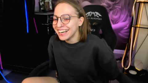 Snapshot of aphexqueen chatting on 14, 2, 2025 APHEX QUEEN online show from 14, 2, 2025