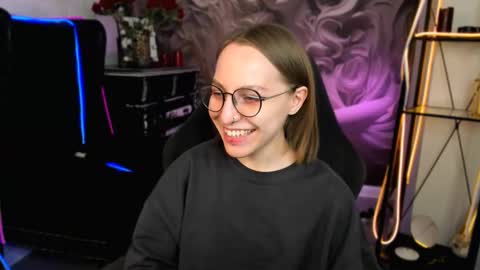 Snapshot of aphexqueen chatting on 14, 2, 2025 APHEX QUEEN online show from 14, 2, 2025