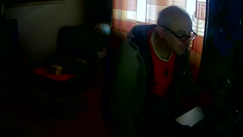 Snapshot of aphextwin72 chatting on 1, 12, 2025 aphextwin72 online show from 1, 12, 2025