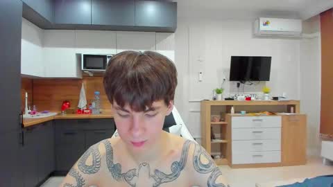 Snapshot of aplant_ chatting on 9, 3, 2026 aplant_ online show from 9, 3, 2026