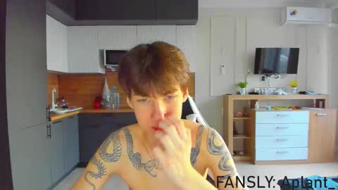 Snapshot of aplant_ chatting on 28, 3, 2026 aplant_ online show from 28, 3, 2026