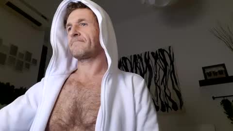 apollobest77 online show from 7, 1, 2025