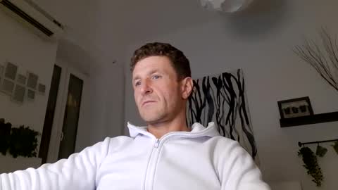 apollobest77 online show from 28, 2, 2025