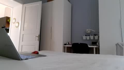 apollobest77 online show from 20, 10, 2025