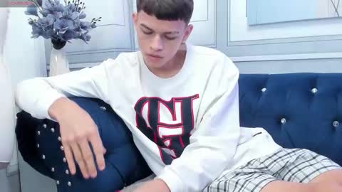 Snapshot of apolo_jonnes chatting on 15, 3, 2026 online show from 15, 3, 2026