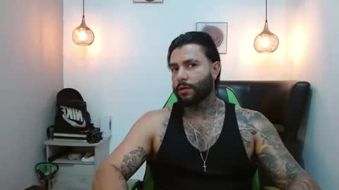 Snapshot of apolo_ryder chatting on 27, 4, 2026 APOLO online show from 27, 4, 2026