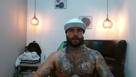 Snapshot of apolo_ryder chatting on 30, 4, 2026 APOLO online show from 30, 4, 2026